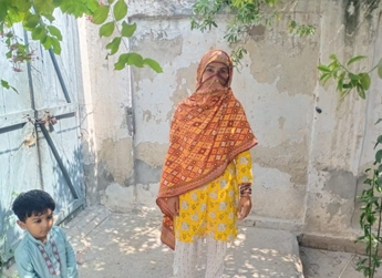 Khalida Sattar 