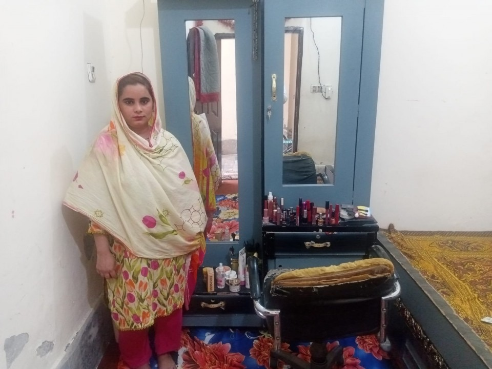 Iqra Iqbal  - business established